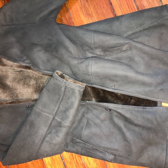 Barney's NY Men's Shearling Coat - Picture 4 of 6